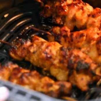 Bang Bang Chicken Skewers